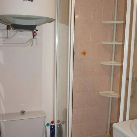 Cosy 4 Pers A 300m De La De Avec Confort - Fr-1-465-21 Apartment *