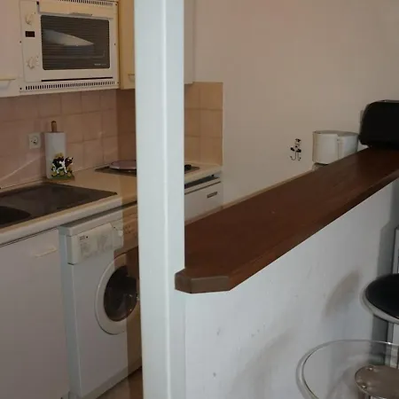 Апартаменты Cosy 4 Pers A 300m De La De Avec Confort - Fr-1-465-21